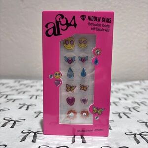 💗 AF94 — Hidden Gems Hydrocolloid Patches w/ Salicylic Acid (24 ct)